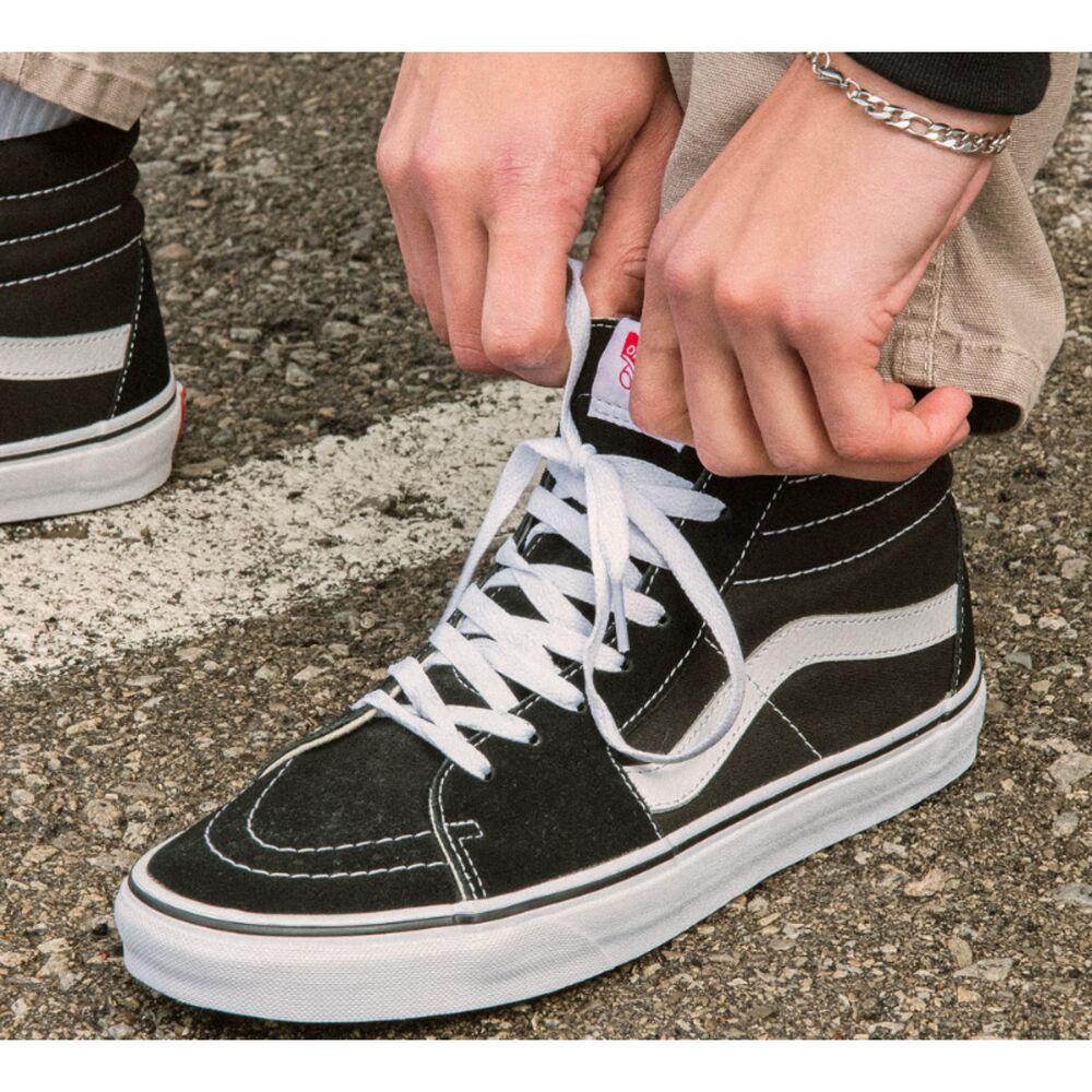 Classic Vans High Top Sk8-Hi Sneakers - Black and White Women’s Size 7.5